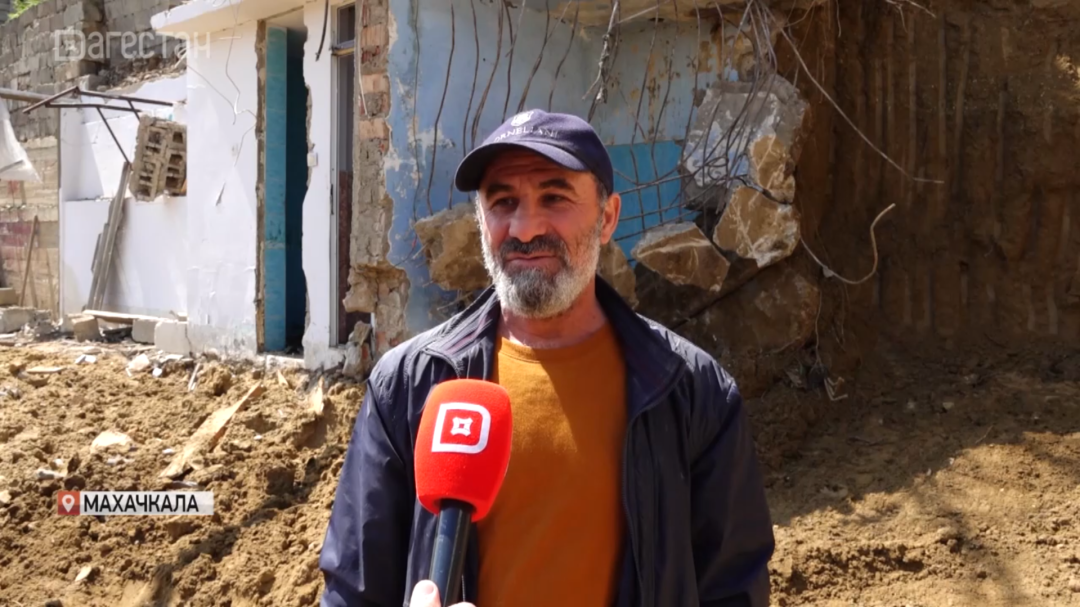 Братья Магомед и Ахмед Магомедхановы спасли отца во время наводнения