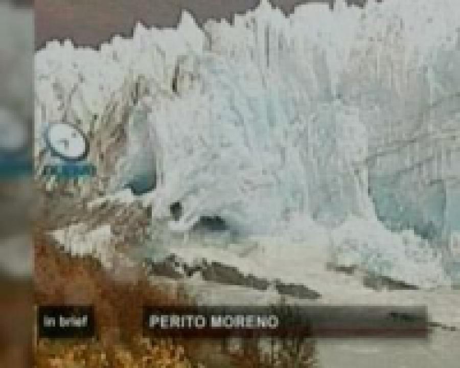 В Аргентине сошла в воду часть ледника Перито-Морено