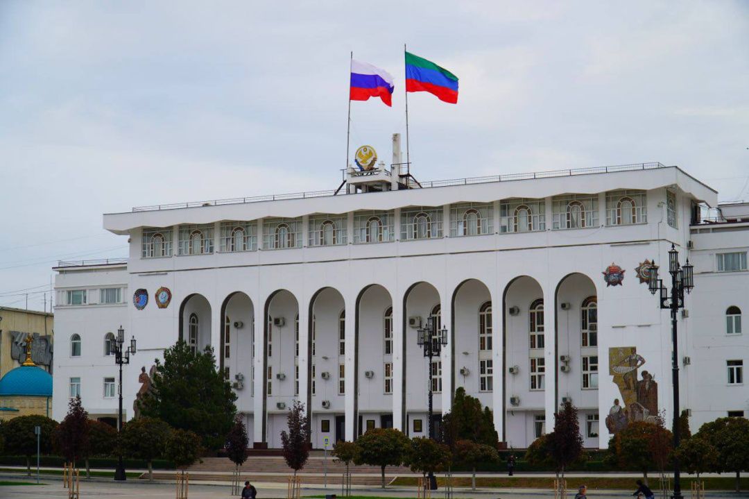 13 и 21 апреля объявлены в Дагестане нерабочими праздничными днями