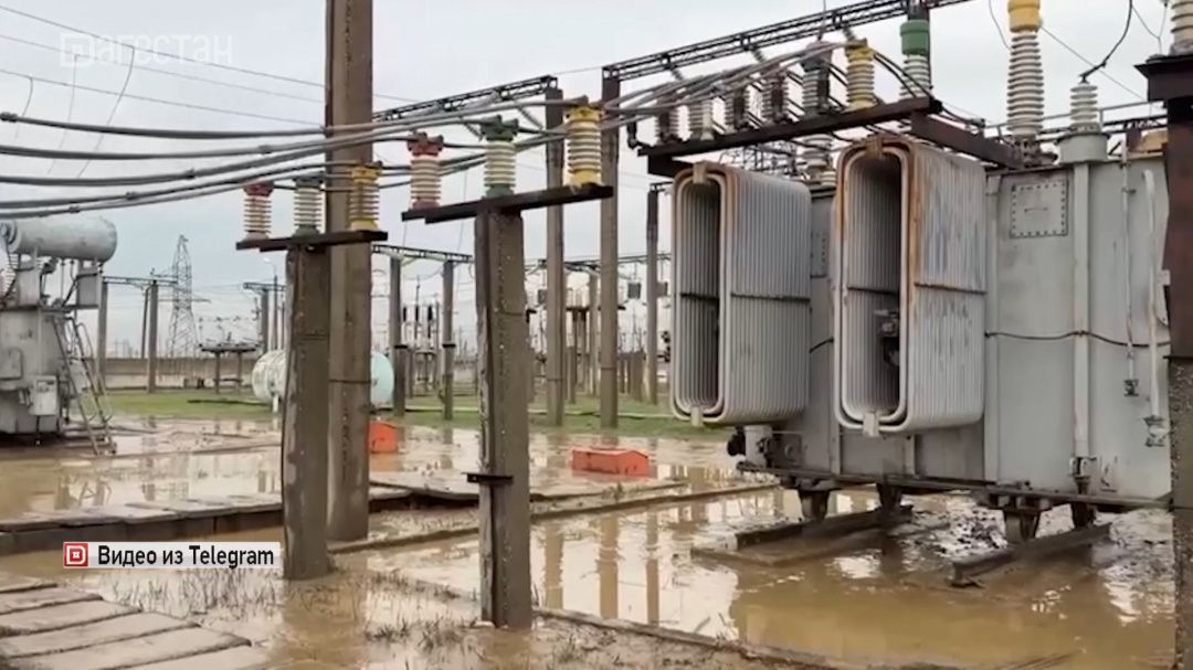 Энергетики восстановили электроснабжение более 90% потребителей Дагестана