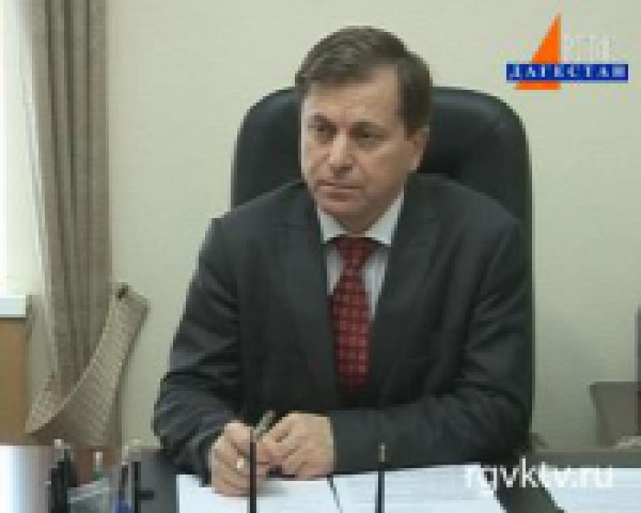 Сегодня в Общественной приемной В.Путина принимал граждан Магомед Абдулаев