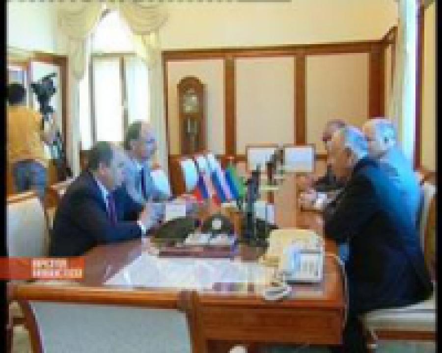 М. Алиев провел встречу с  послом Словакии в РФ