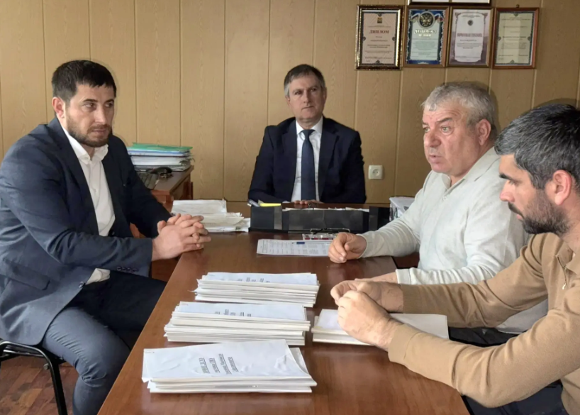 В Сулейман-Стальском районе 14 семьям участников СВО выделили участки под ИЖС