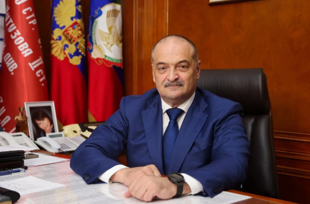 Сергей Меликов поздравил мусульман Дагестана с праздником Ураза-Байрам