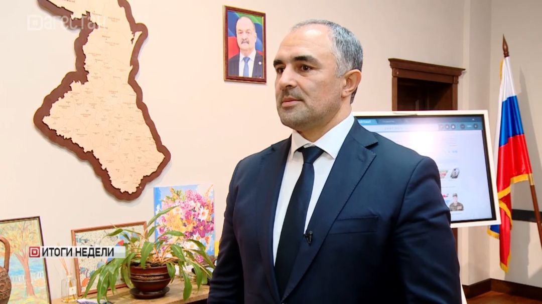 Юрий Гамзатов об обеспечении образовательных учреждений инфраструктурой связи 