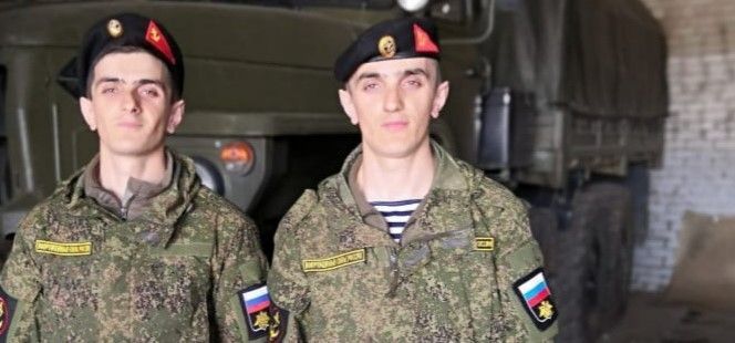 Братья-близнецы из высокогорного Чирага вместе на СВО