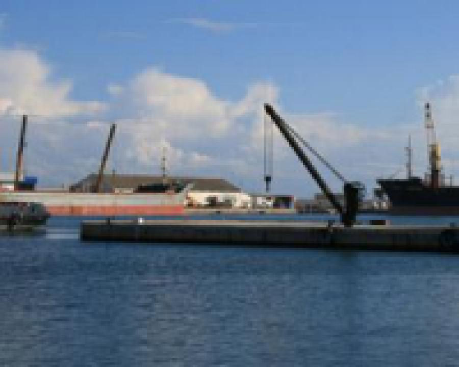 Дагестанское судно застряло в порту Республики Конго