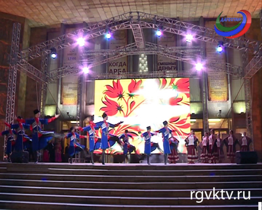 12 театров Дагестана показали свои лучшие музыкальные номера из спектаклей