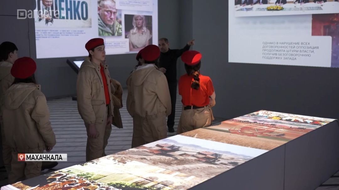 Более 1000 человек посетили мультимедийную выставку «Поколение героев» в Махачкале 