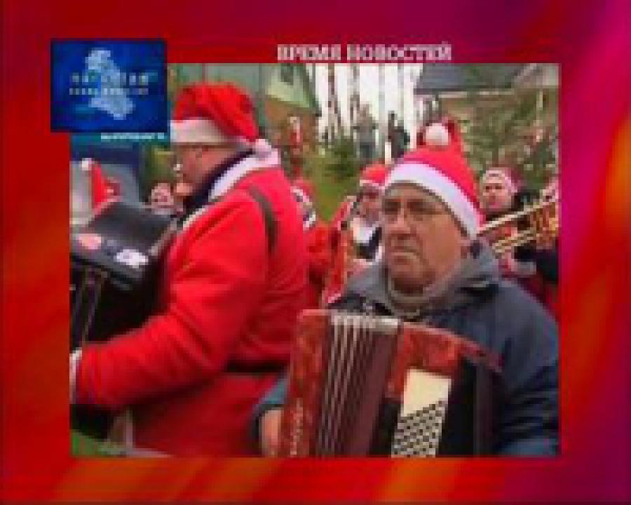 На улицы Польши вышли тысячи Санта-Клаусов