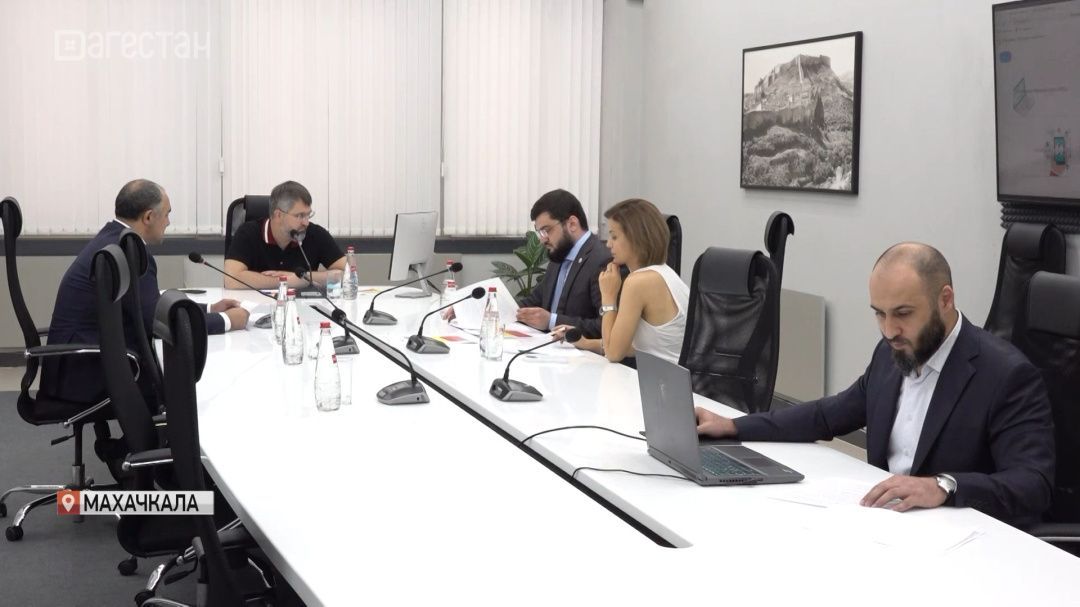 Магомед Рамазанов ознакомился с работой Минцифры республики