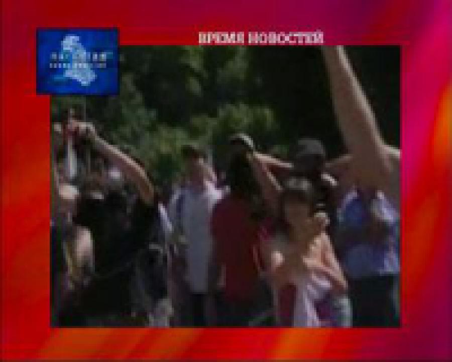 Итальянцы протестуют против строительства железной дороги 