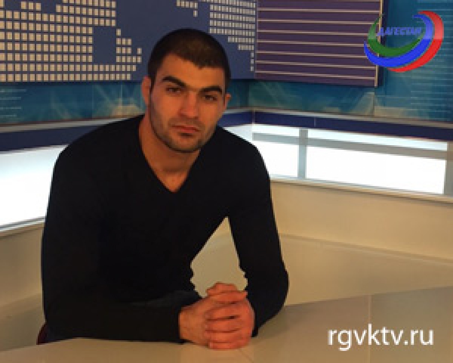 В Санкт-Петербурге дагестанец спас русскую девушку