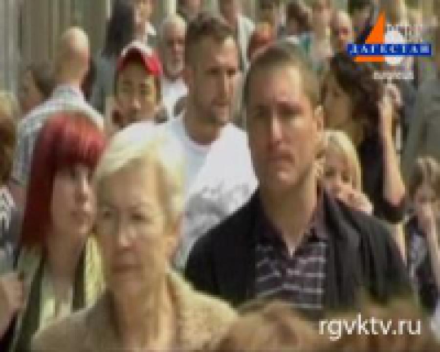 Предоставить бабушкам и дедушкам права отпуска по уходу за внуками, наравне с родителями детей 