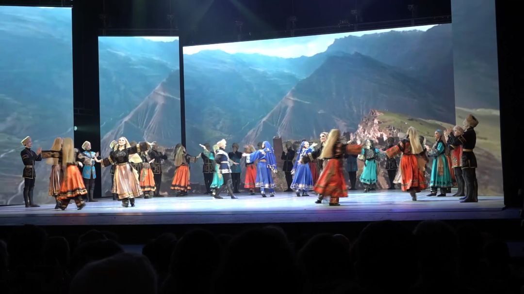 Открытый диалог. Юбилей Расула Гамзатова