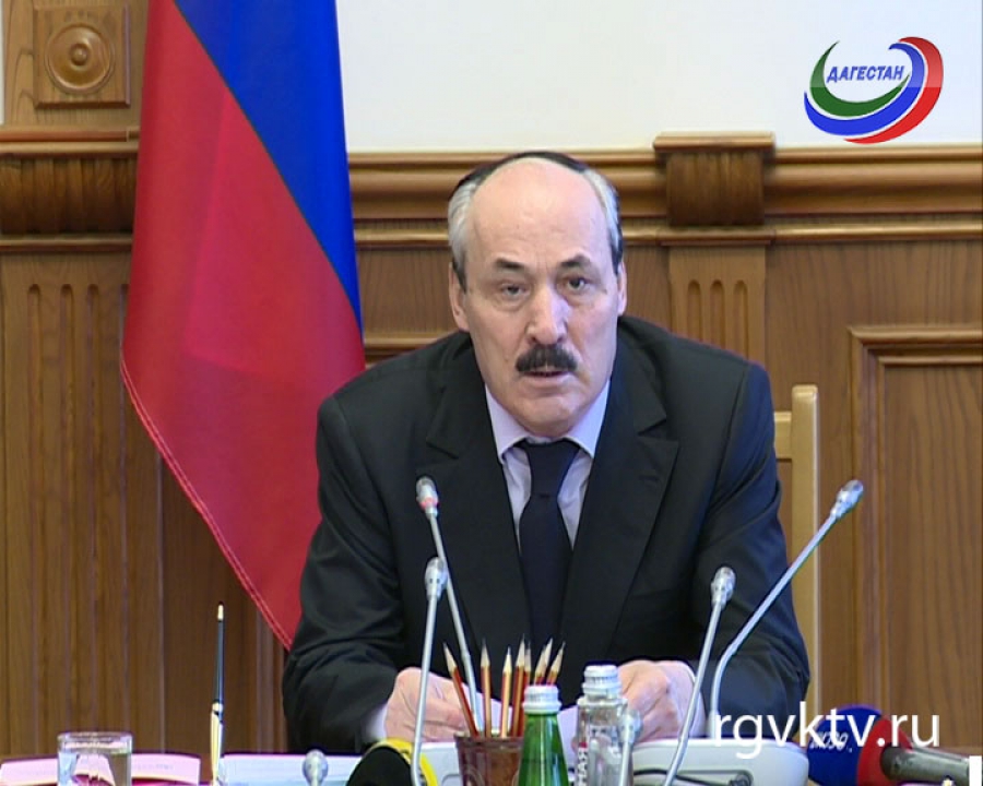 Рамазан Абдулатипов провел заседание Антинаркотической комиссии