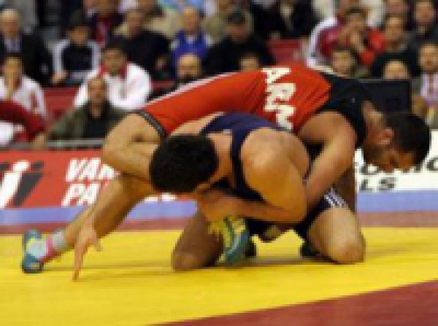 В Волгограде завершился чемпионат России по вольной борьбе