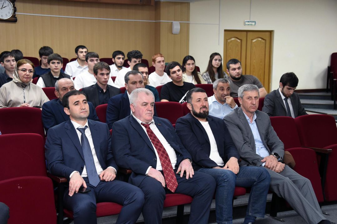 Депутаты приняли участие в презентации книги "Сила духа народа-победителя. Завещание потомкам"