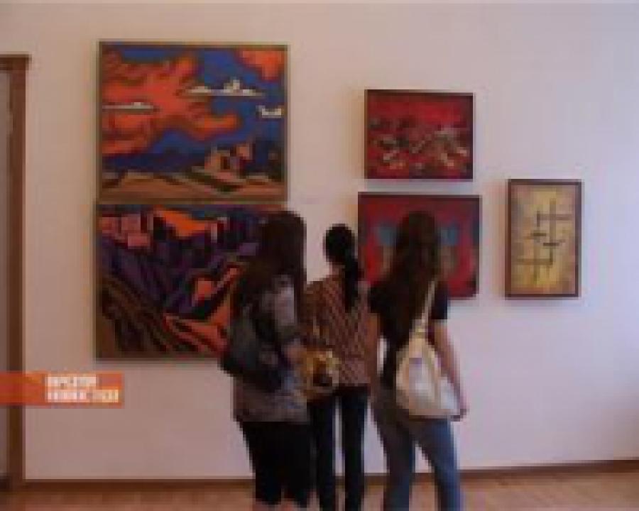 В  Махачкале открылась выставка "Эхо Шунудага"