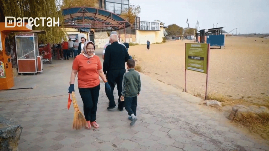 «Мы делаем мир чище. Активисты пляжа «Березка»