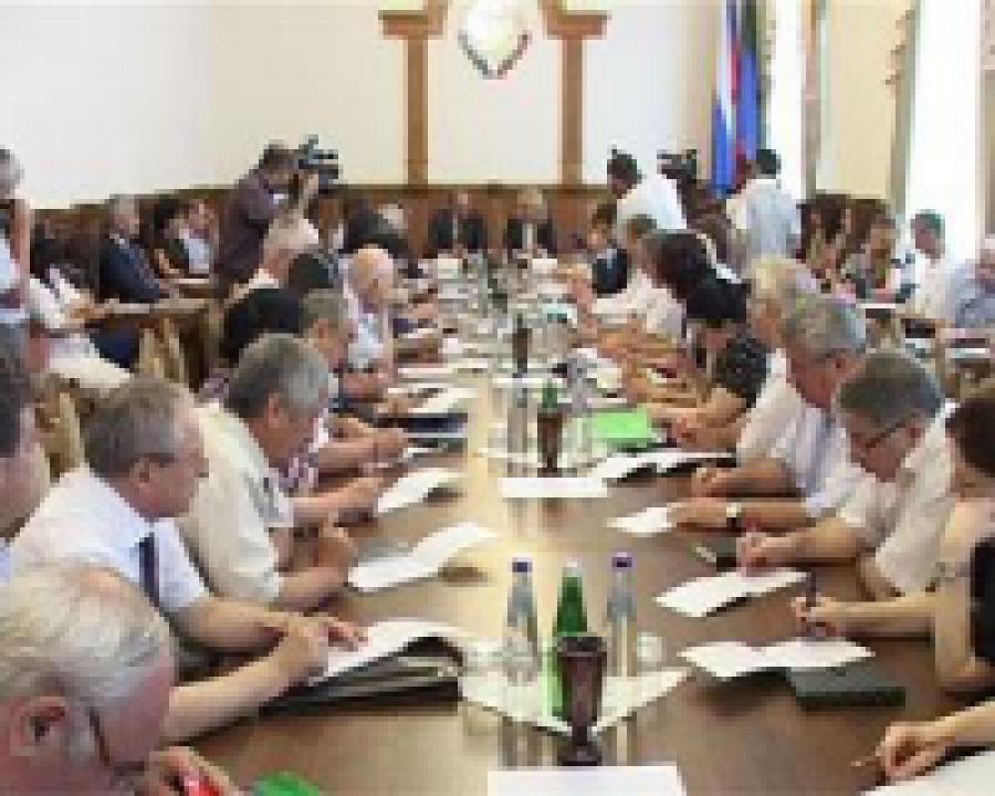 В Махачкале обсудили модернизацию всей сферы здравоохранения Дагестана 