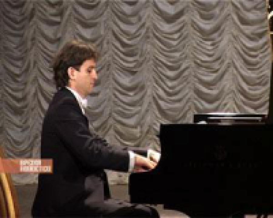 В Махачкале стартовал фестиваль «Порт - Петровские ассамблеи»