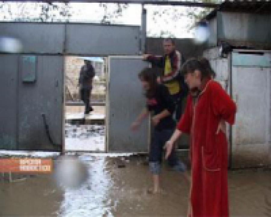 Около десятка домов в районе Сепараторного посёлка оказались затопленными