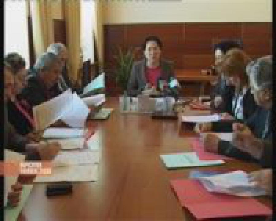 Сегодня Госсекретарь Дагестана Такибат Махмудова провела совещание комиссии по грантам