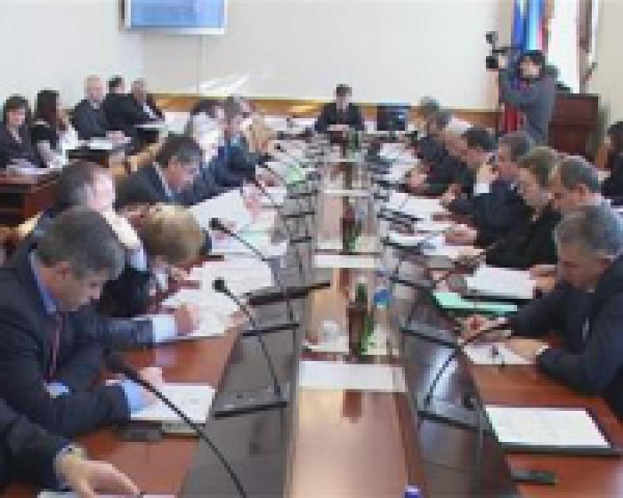 Премьер РД  провел заседание правительства