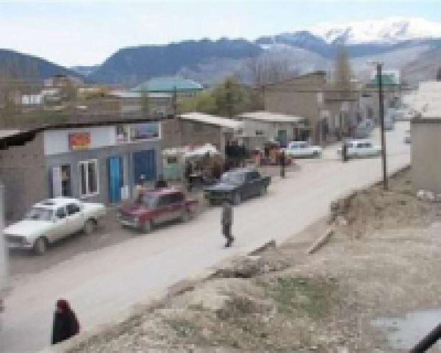 В Ботлихском районе республики в обрыв упал автомобиль с людьми