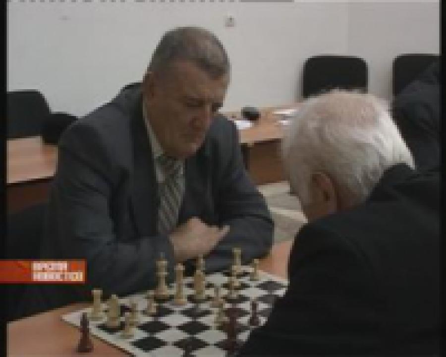 В республиканском Доме шахмат проходит ежегодный чемпионат республики среди ветеранов и инвалидов