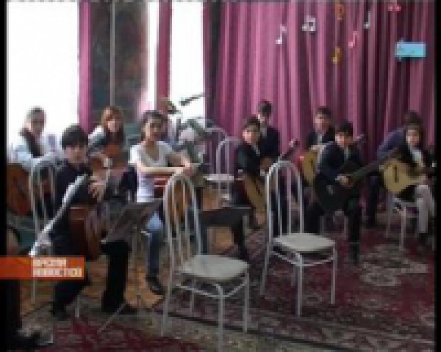 Народный поэт Дагестана Сугури Увайсов отметил 75-летие