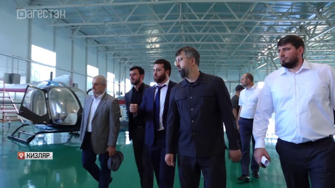 Магомед Рамазанов посетил Кизлярский электромеханический завод