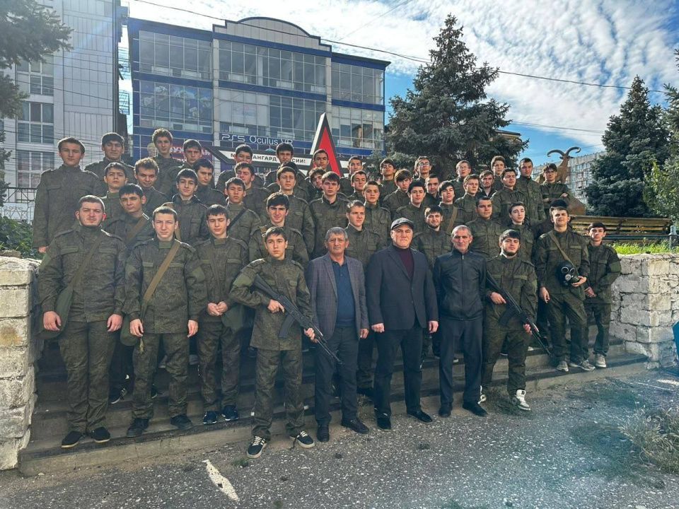 7000 юношей допризывного возраста  прошли пятидневную программу подготовки в учебно-методических центрах «Авангард» 