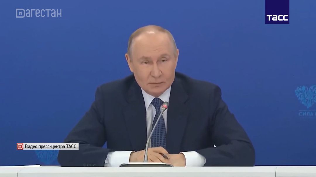 Владимир Путин поручил обследовать в Дагестане территории пострадавшие от паводков