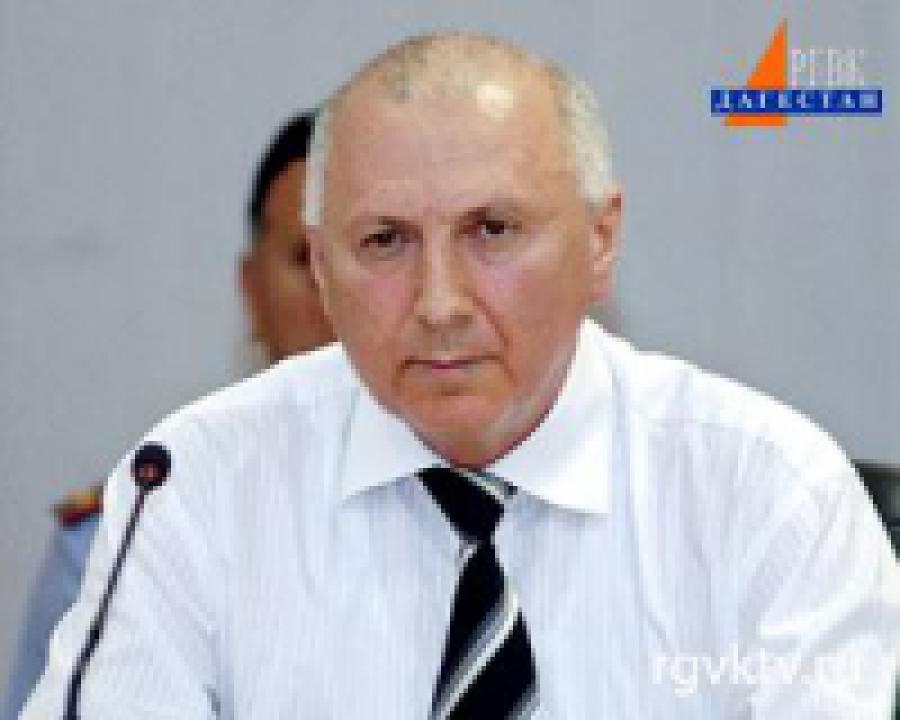 Министр МВД РД  встретился с родственниками  погибших полицейских