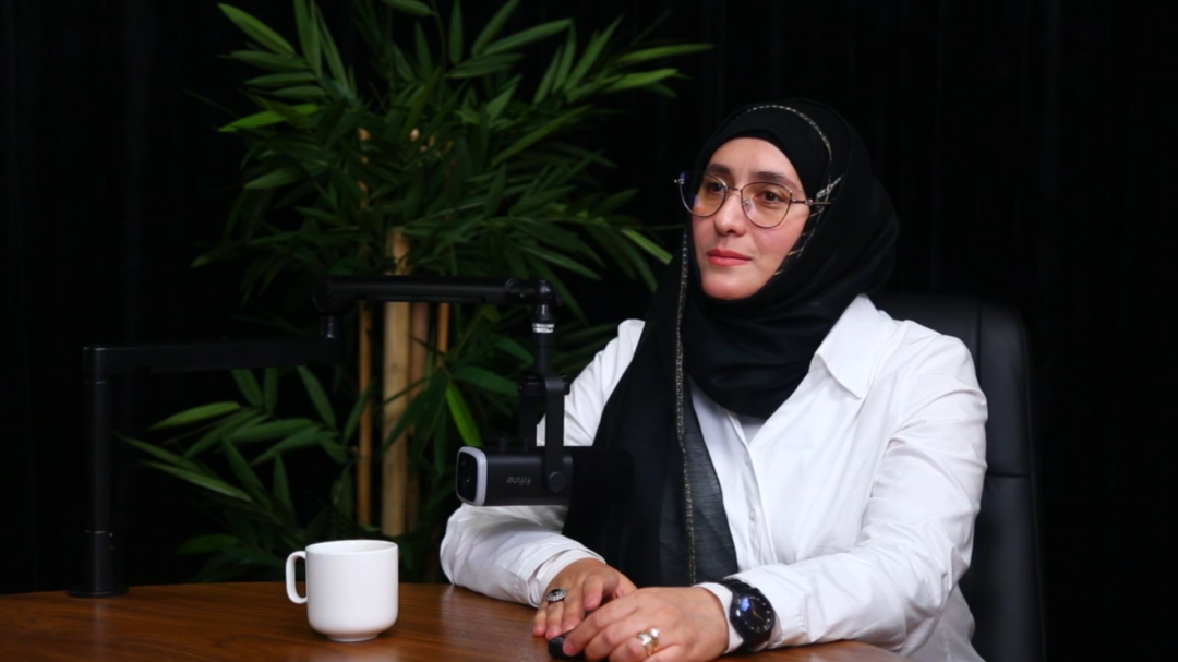 Марьям Шарипова. Ульяна спросит