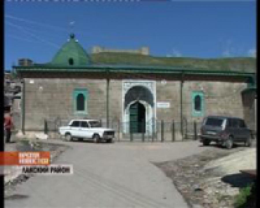 В селении Кумух  завершилась реставрация старинной мечети