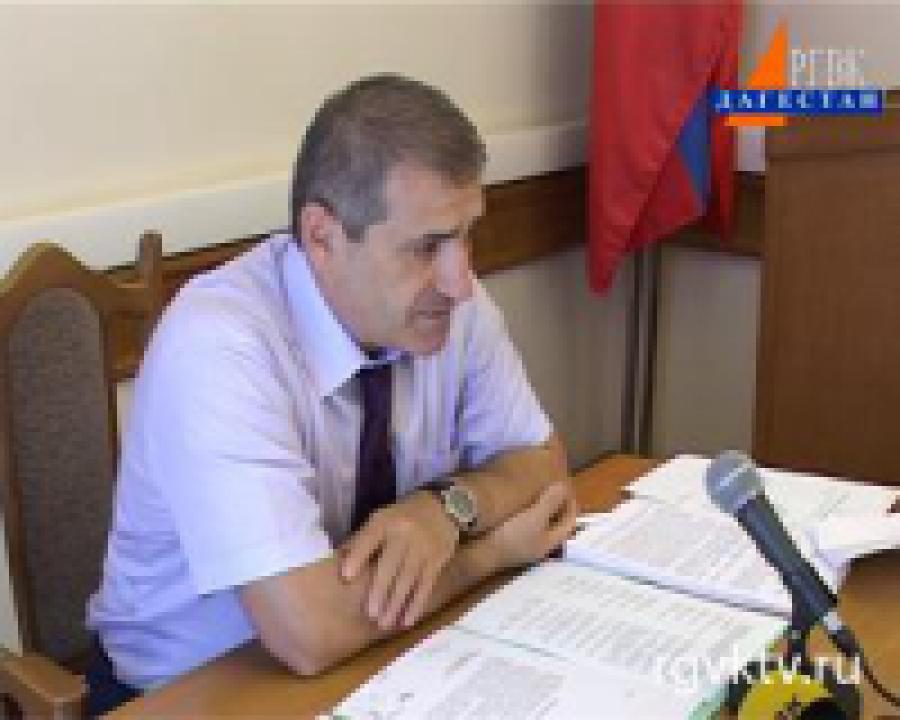 Проблему газораспределения обсудили на совещании у Р. Газимагомедова