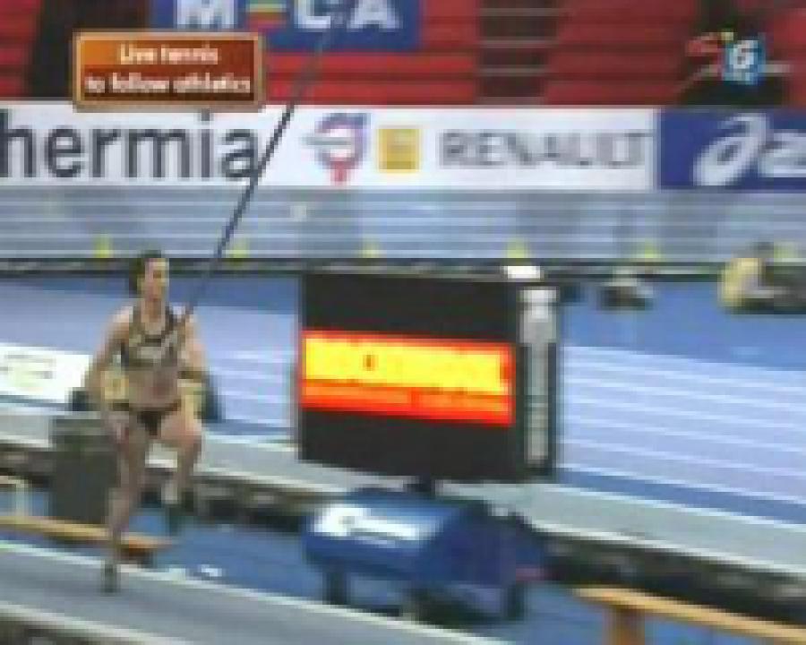 Исинбаева установила  новый мировой рекорд