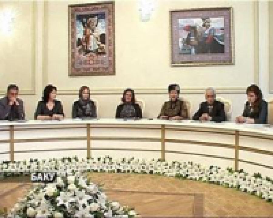 В Баку прошла презентация книг дагестанской поэтессы