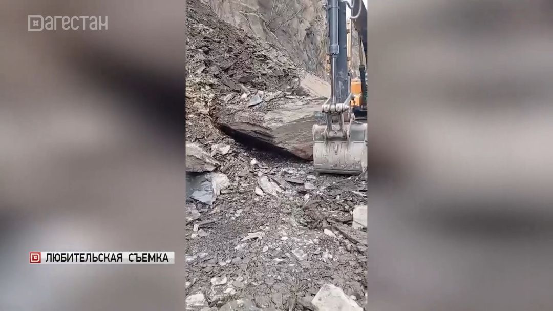 В Цунтинском районе расчищают участок автодороги Кидеро – Хибиятль – Шапих – Цибари 