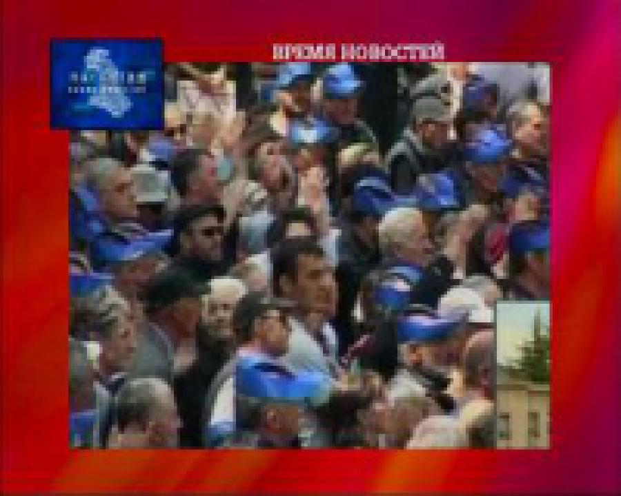 У грузинских адвокатов, которые проводят акцию голодовки у здания парламента Грузии, полиция отобрала пледы и другие вещи, которыми они запаслись