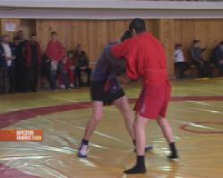 В спорткомплексе им. Али Алиева стартовало первенство республики по самбо среди юношей