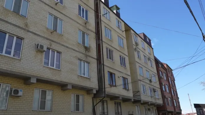 В Махачкале усилят грунты под домами после паводков