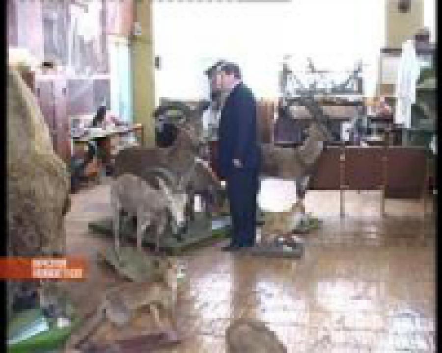 Сегодня в биологическом музее ДГУ прошел первый этап семинара с дагестанскими егерями