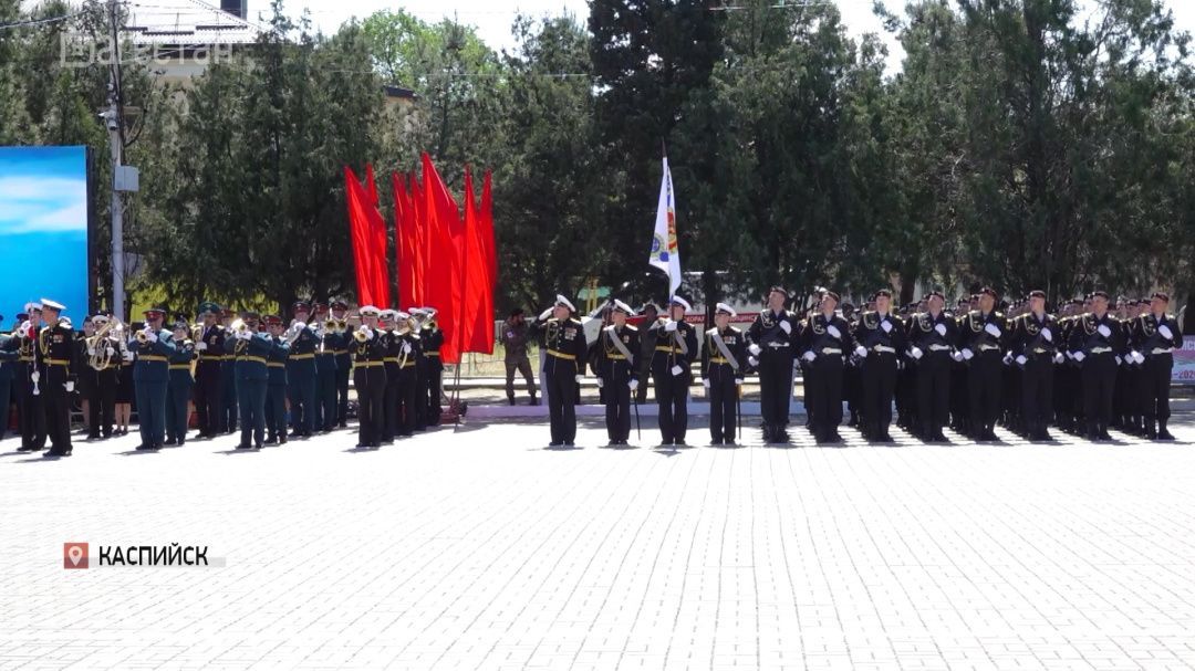 Главный символ Победы в Каспийске