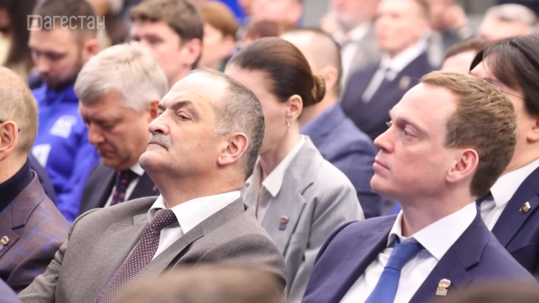 Глава Дагестана Сергей Меликов принял участие в заседании генсовета «Единой России»