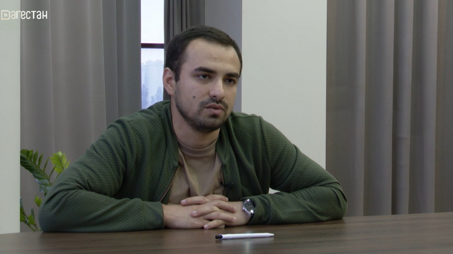 На виду. Руслан Абаскулиев