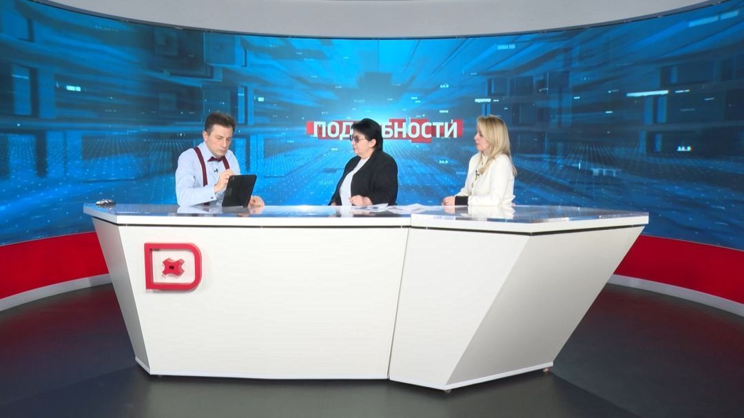 Подробности.  Зумруд Исраилова и  Раисат  Патахова  